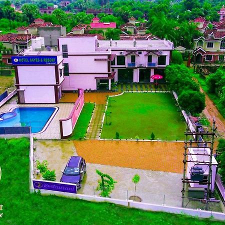 Hotel Aayes And Resort ชานตี นิเคทัน ภายนอก รูปภาพ